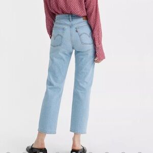 Levis women’s jeans